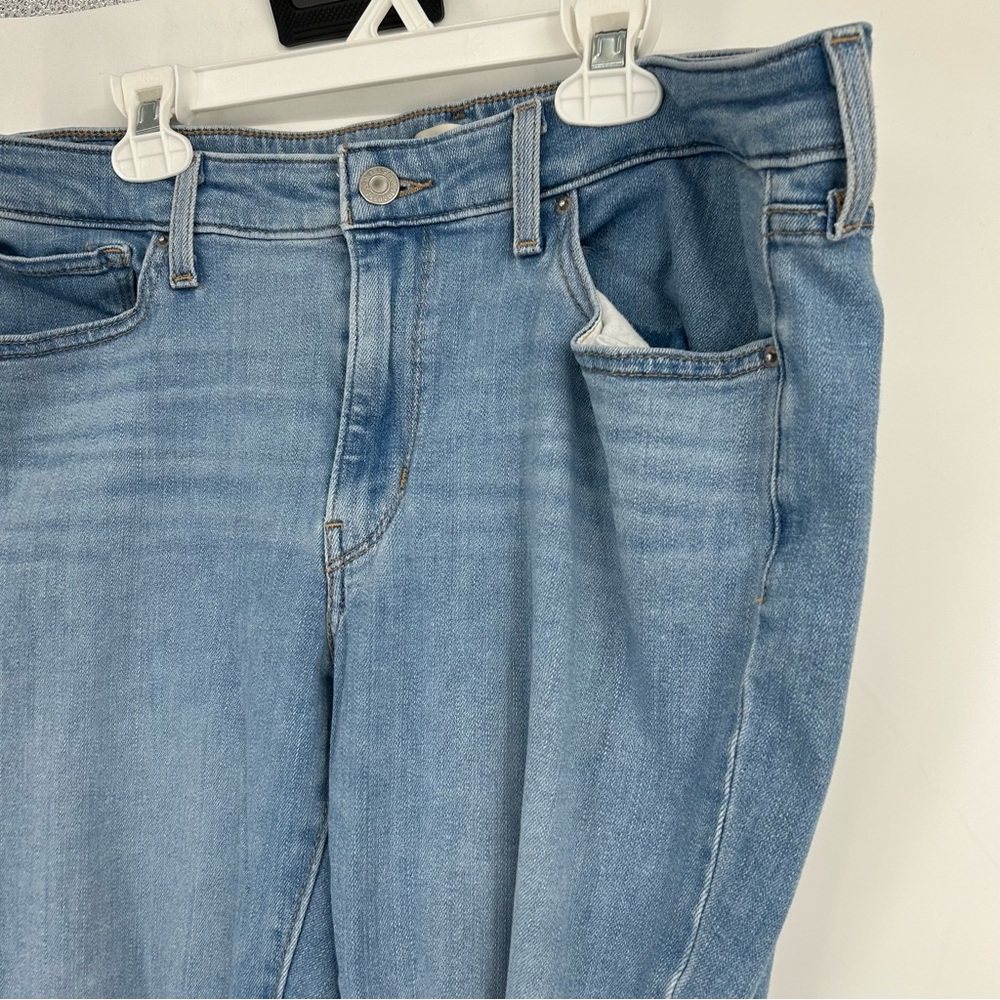 Levi's 711 Skinny Ankle Distressed‎ Light Blue Women's Jeans Size 32 - Picture 3 of 7